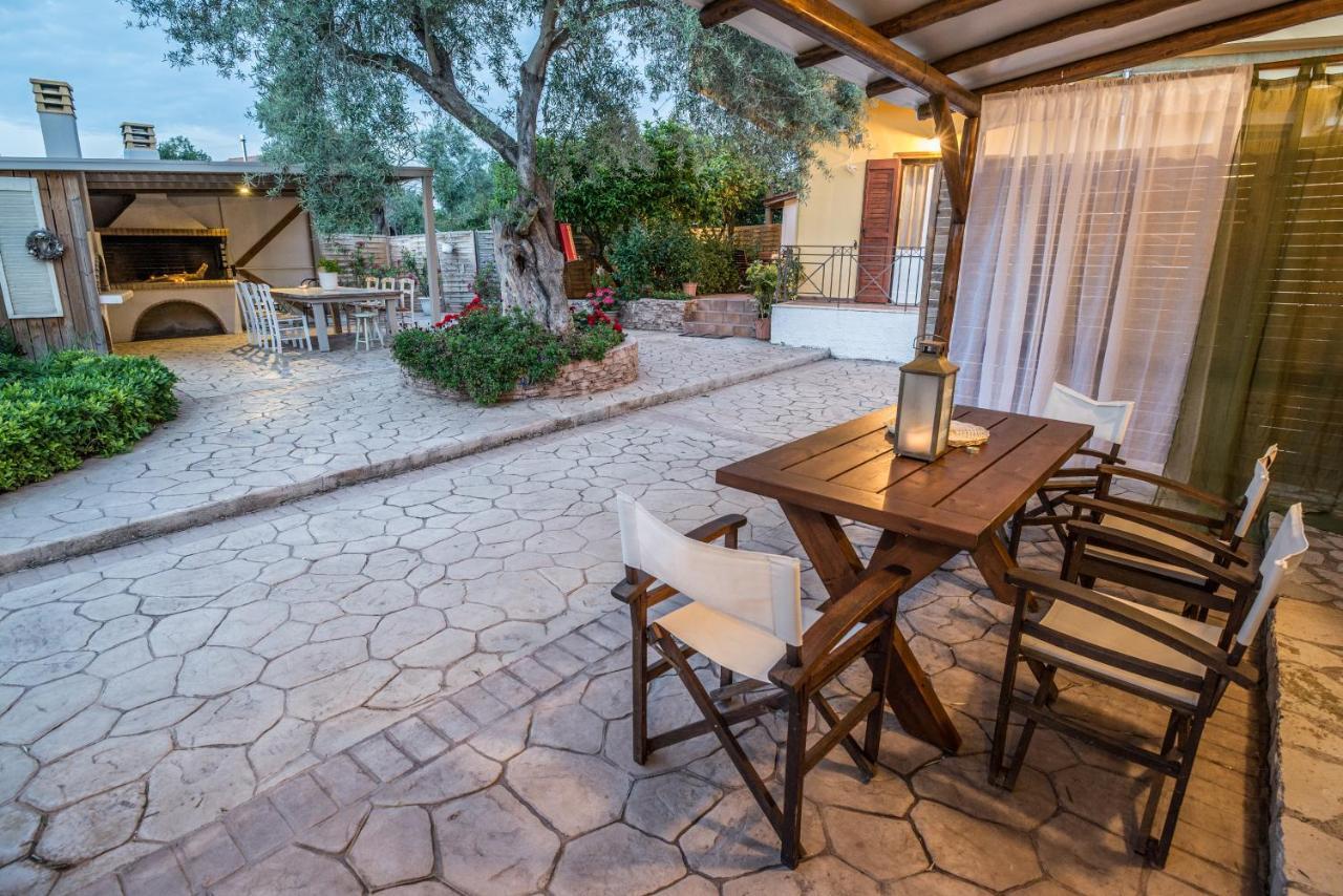 Averta Apartments Lefkada City ภายนอก รูปภาพ