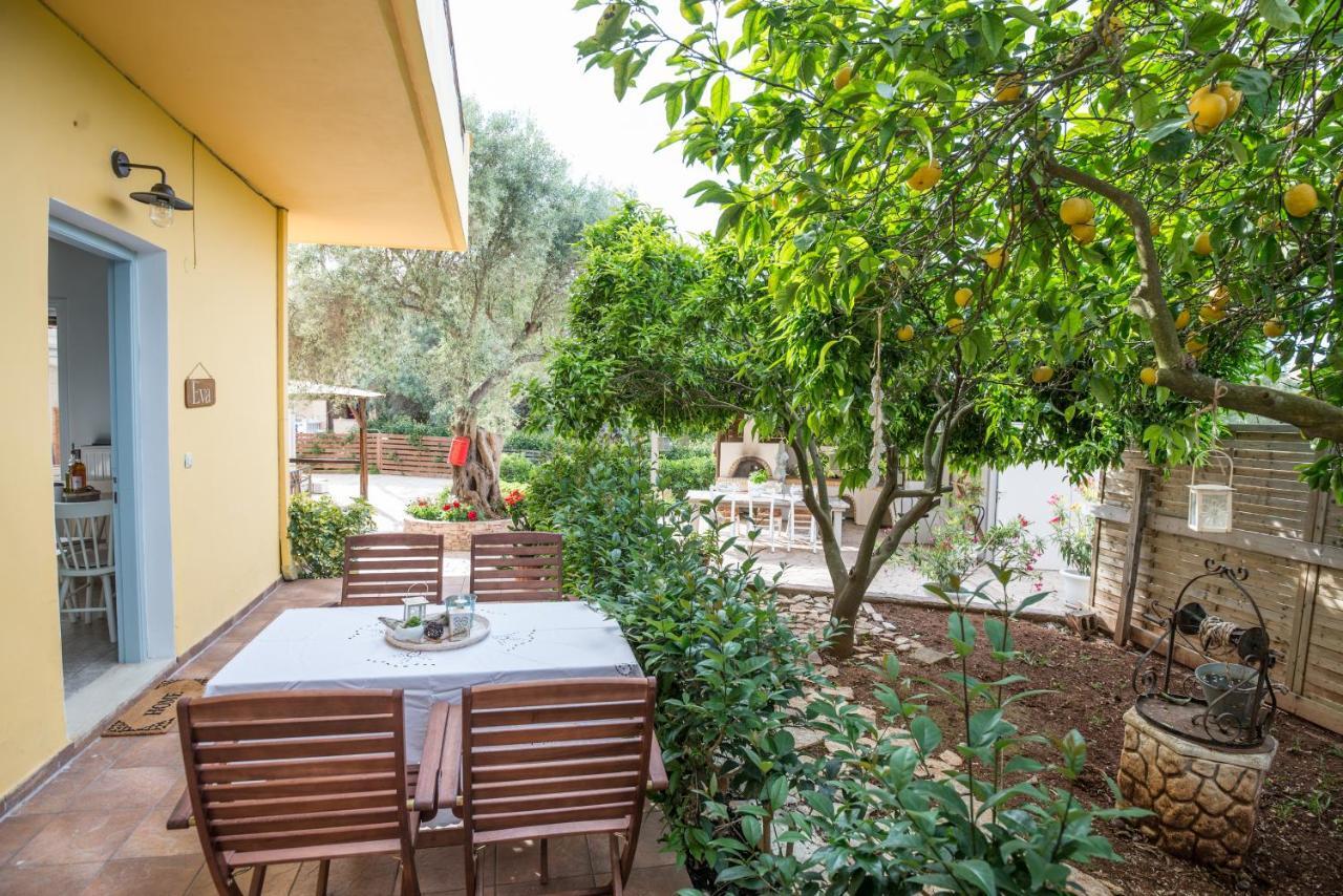 Averta Apartments Lefkada City ภายนอก รูปภาพ