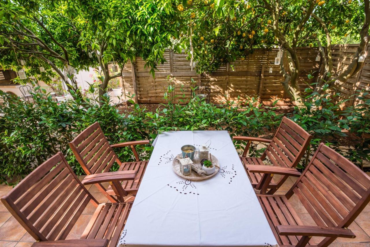 Averta Apartments Lefkada City ภายนอก รูปภาพ